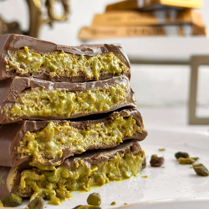 BeeMax Dubai Style Milk Chocolate Bar with Pistachio Cream & Kadaif, 7.05 oz (Pack of 36)